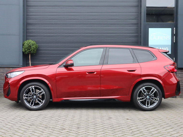 Vehicle Image 30