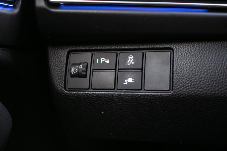 Vehicle Image 28
