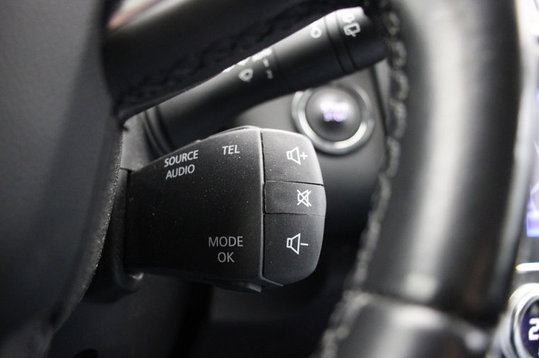 Vehicle Image 23