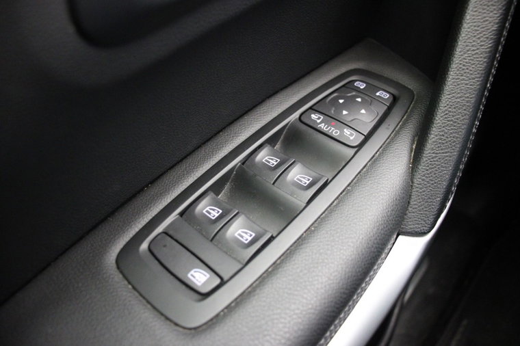 Vehicle Image 27