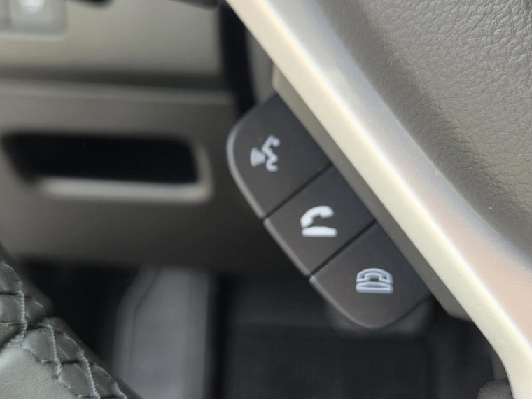 Vehicle Image 27