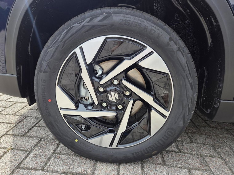 Vehicle Image 31