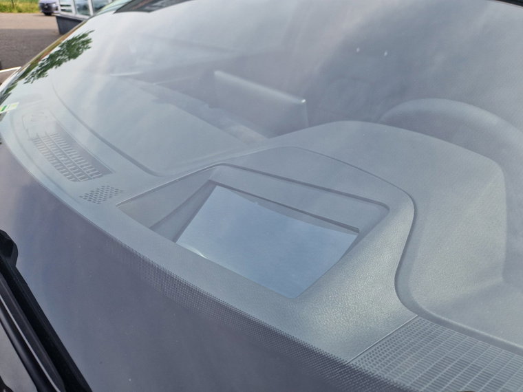 Vehicle Image 35