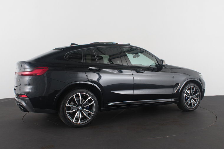 Vehicle Image 35