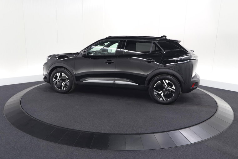 Vehicle Image 38