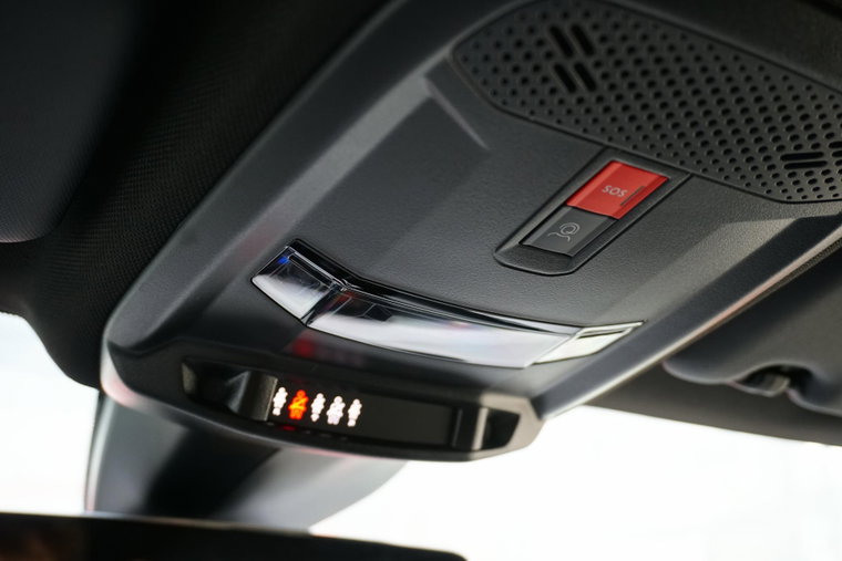 Vehicle Image 30