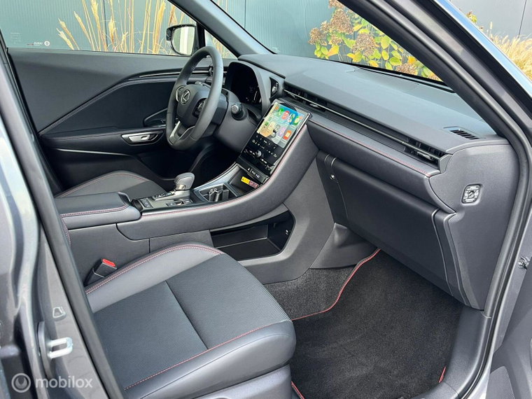 Vehicle Image 21
