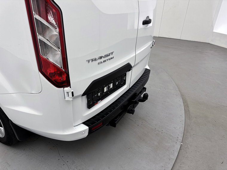 Vehicle Image 36