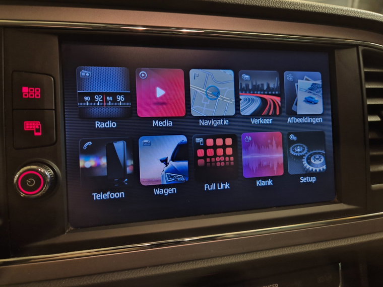 Vehicle Image 11