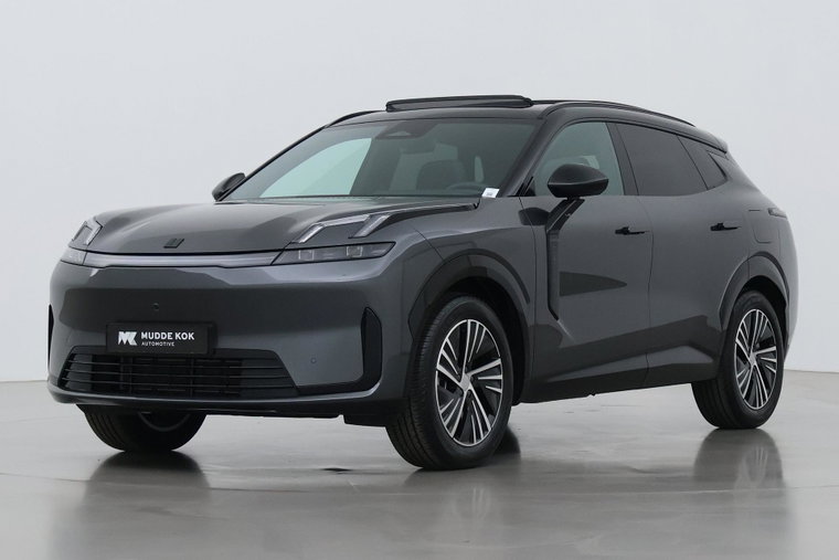 Vehicle Image 8