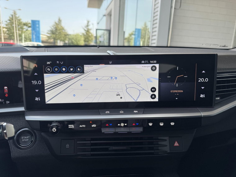 Vehicle Image 39