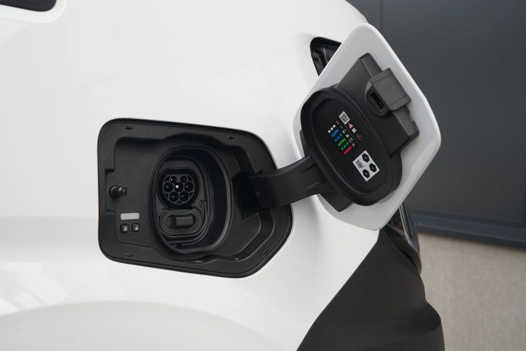 Vehicle Image 19