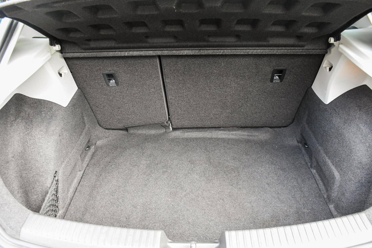Vehicle Image 40