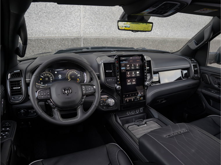 Vehicle Image 38