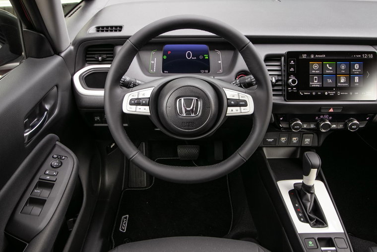 Vehicle Image 15