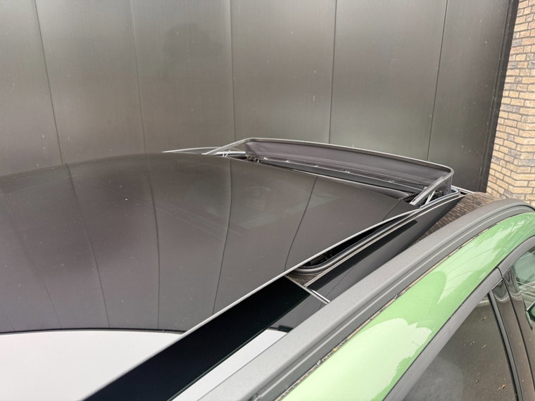 Vehicle Image 38