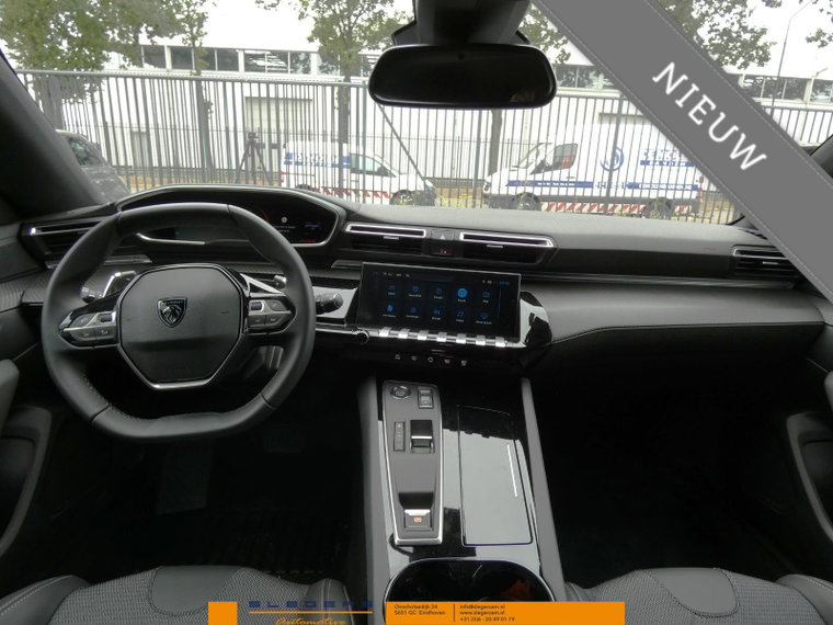 Vehicle Image 30