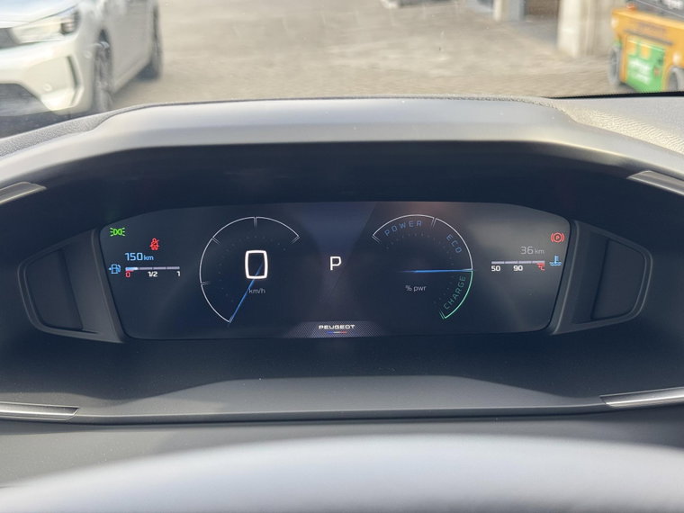 Vehicle Image 28