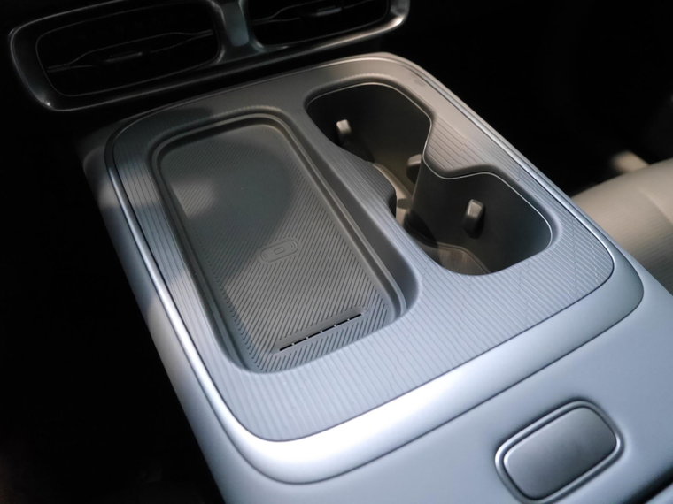 Vehicle Image 39