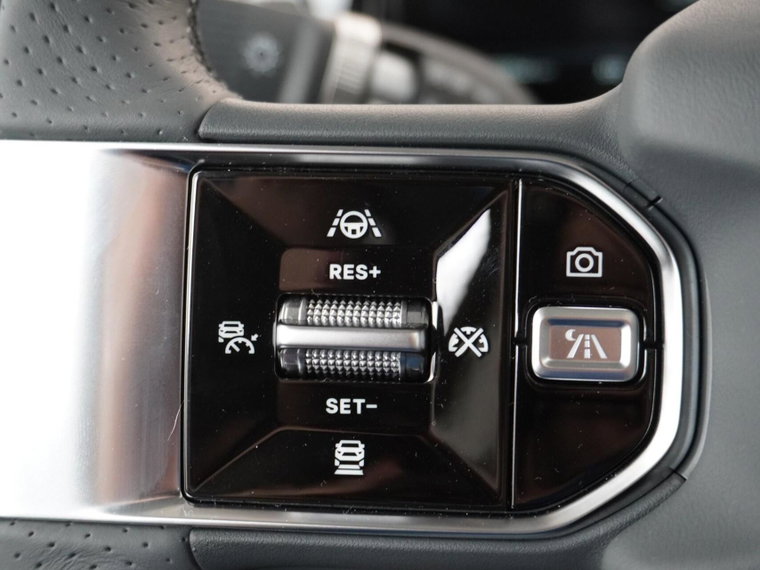 Vehicle Image 41