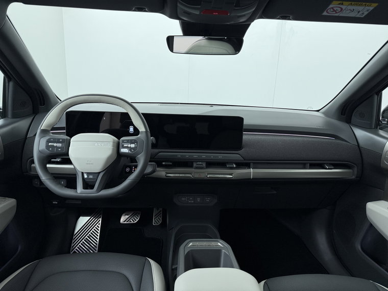Vehicle Image 36