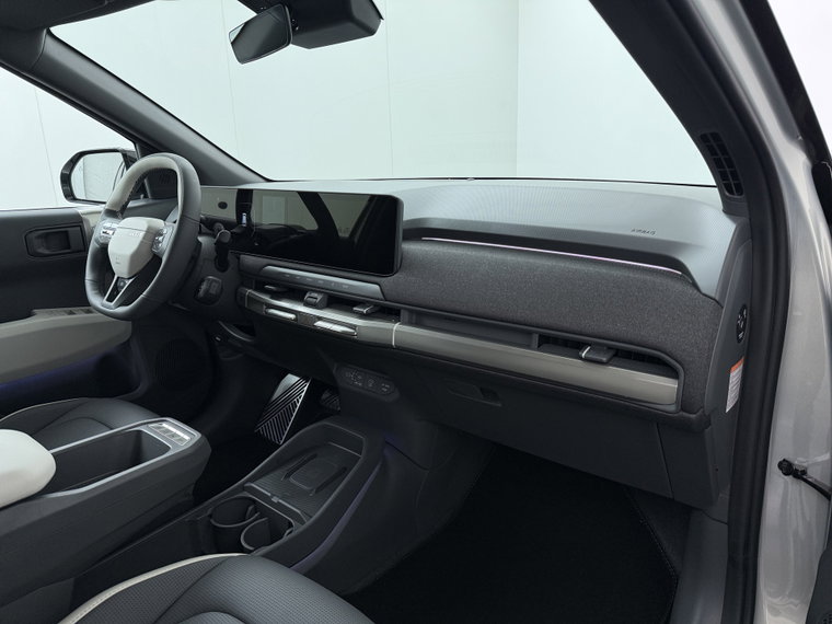 Vehicle Image 39