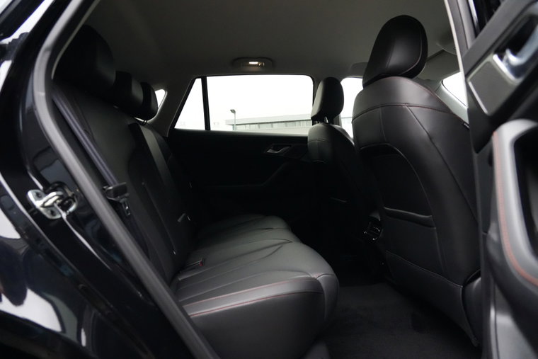 Vehicle Image 22