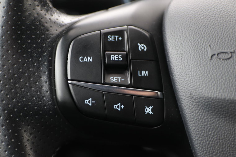 Vehicle Image 28