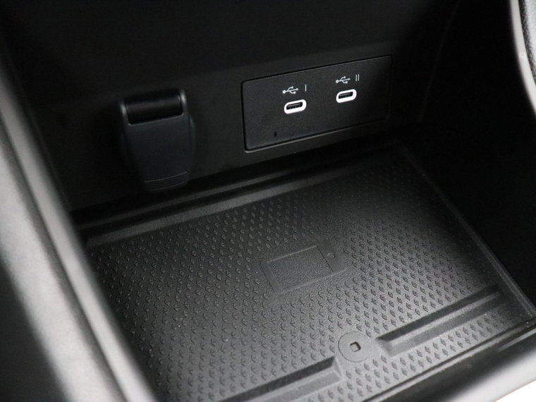 Vehicle Image 27