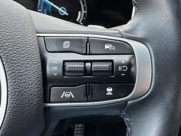Vehicle Image 33