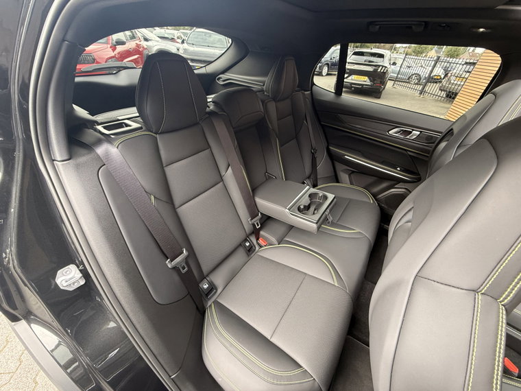 Vehicle Image 47