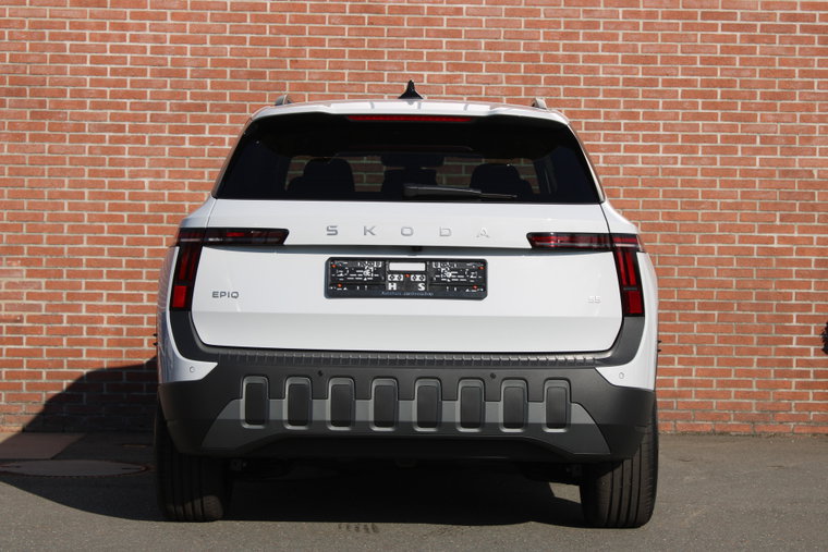 Vehicle Image 39