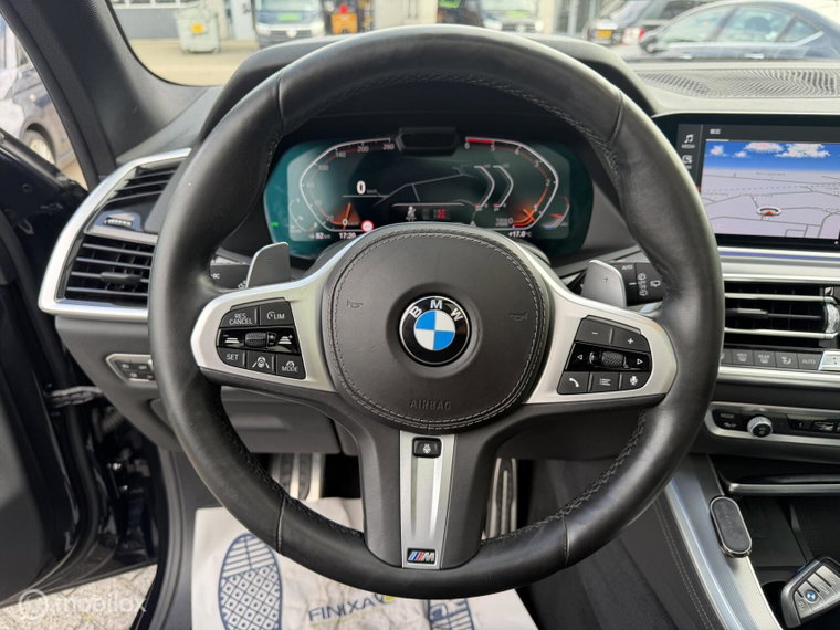 Vehicle Image 37