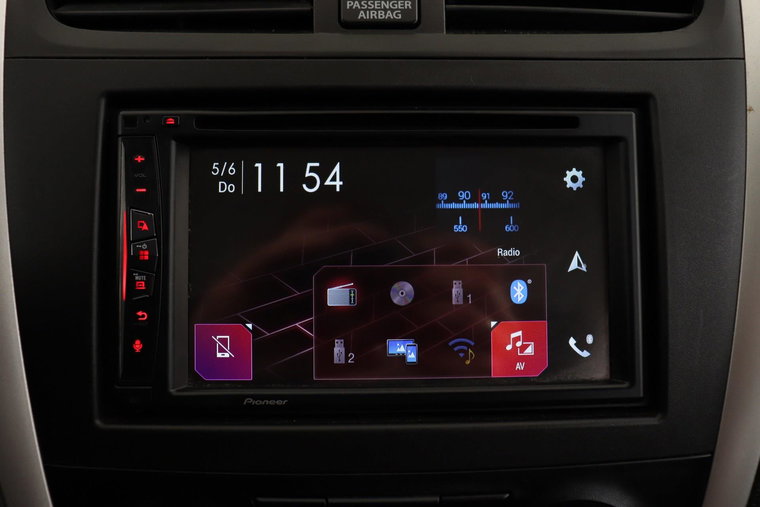Vehicle Image 19