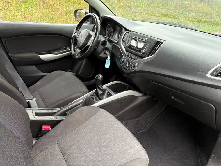 Vehicle Image 24