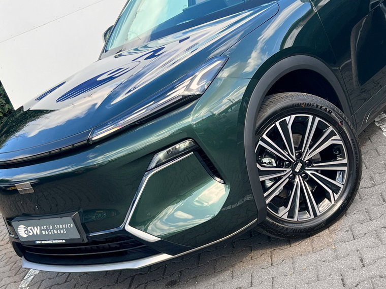 Vehicle Image 30