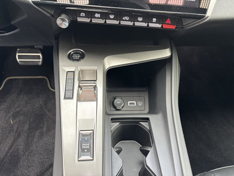 Vehicle Image 27