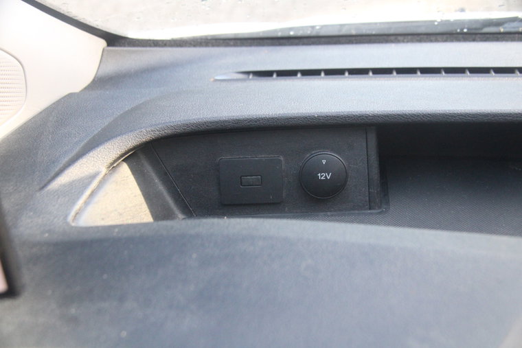 Vehicle Image 17
