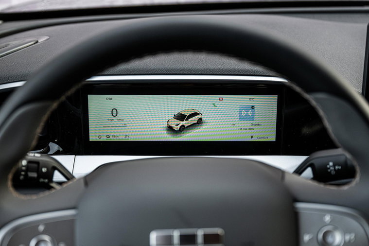 Vehicle Image 13