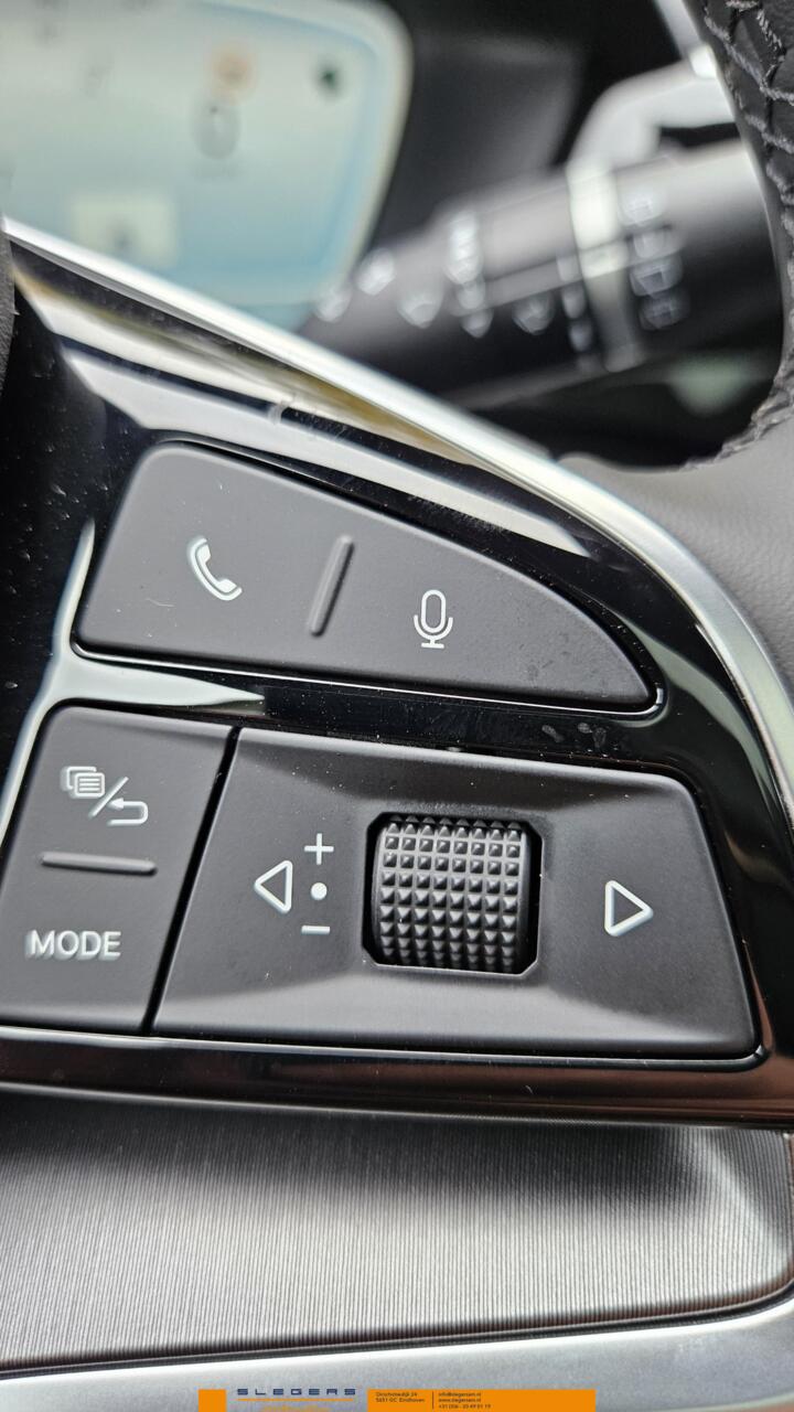 Vehicle Image 27