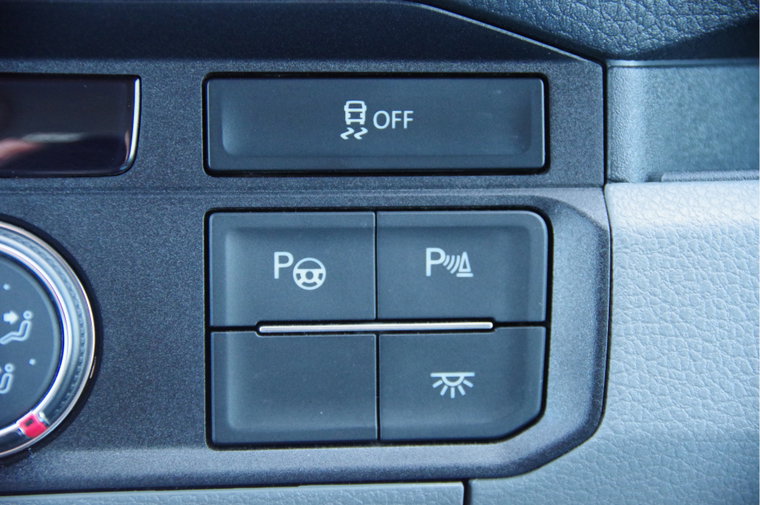 Vehicle Image 33