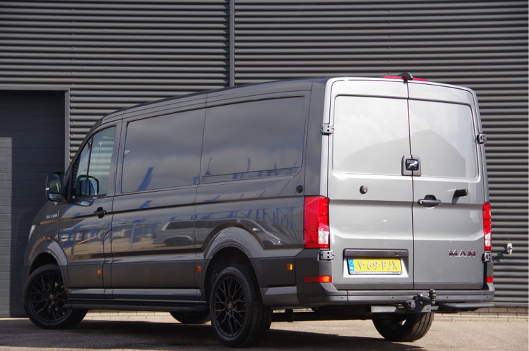 Vehicle Image 37