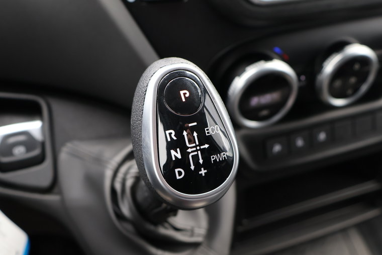 Vehicle Image 35