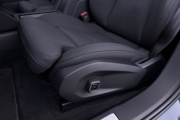 Vehicle Image 41