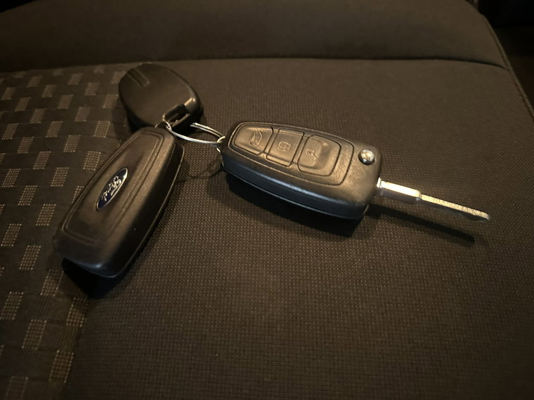 Vehicle Image 19