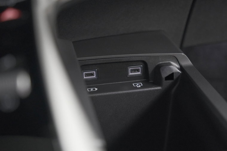 Vehicle Image 49