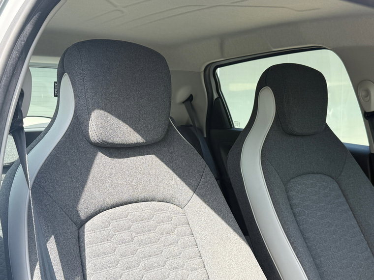 Vehicle Image 20
