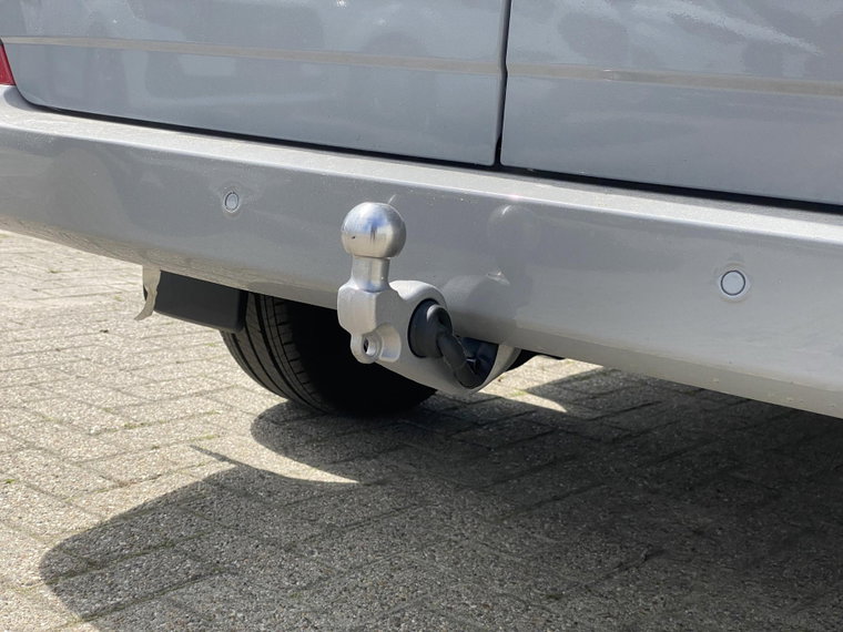 Vehicle Image 38
