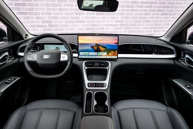 Vehicle Image 5