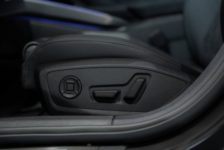 Vehicle Image 41